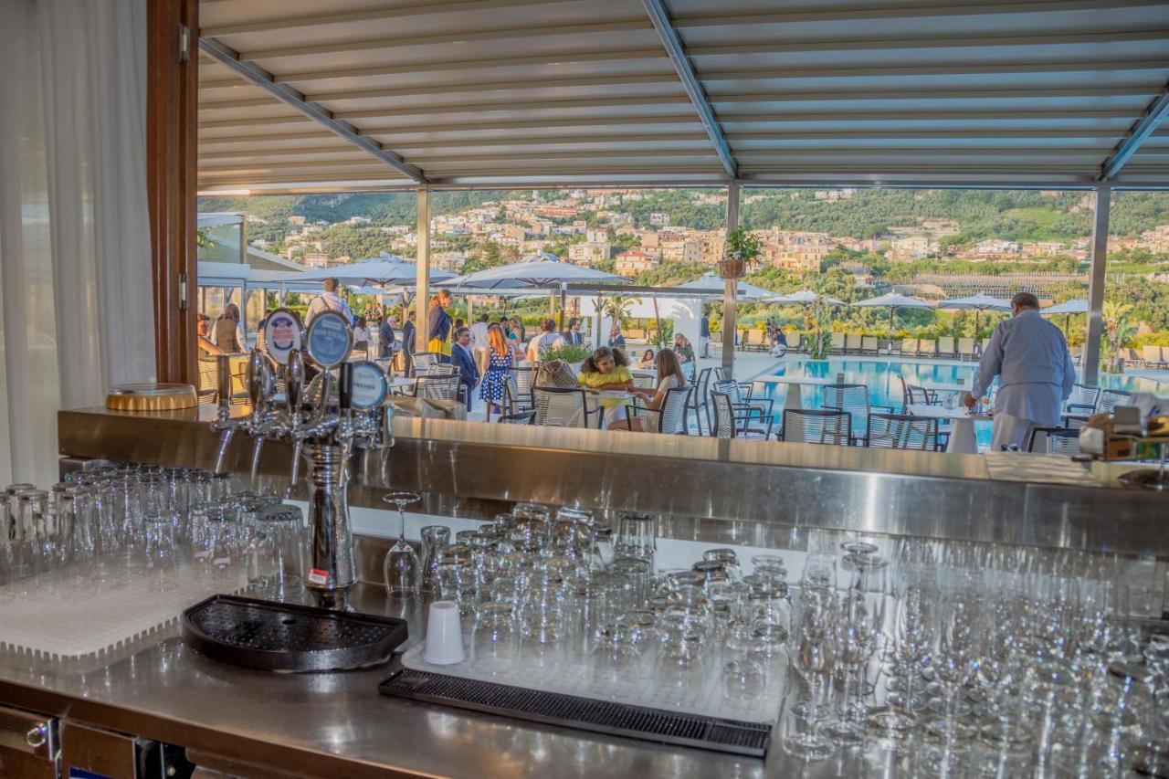 Grand Hotel Moon Valley Vico Equense Esterno foto