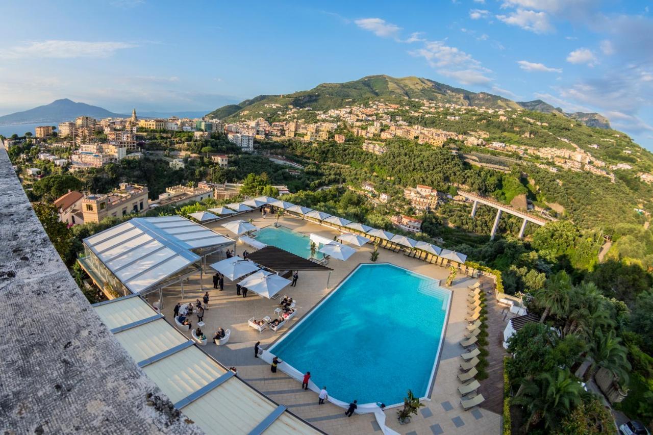 Grand Hotel Moon Valley Vico Equense Esterno foto