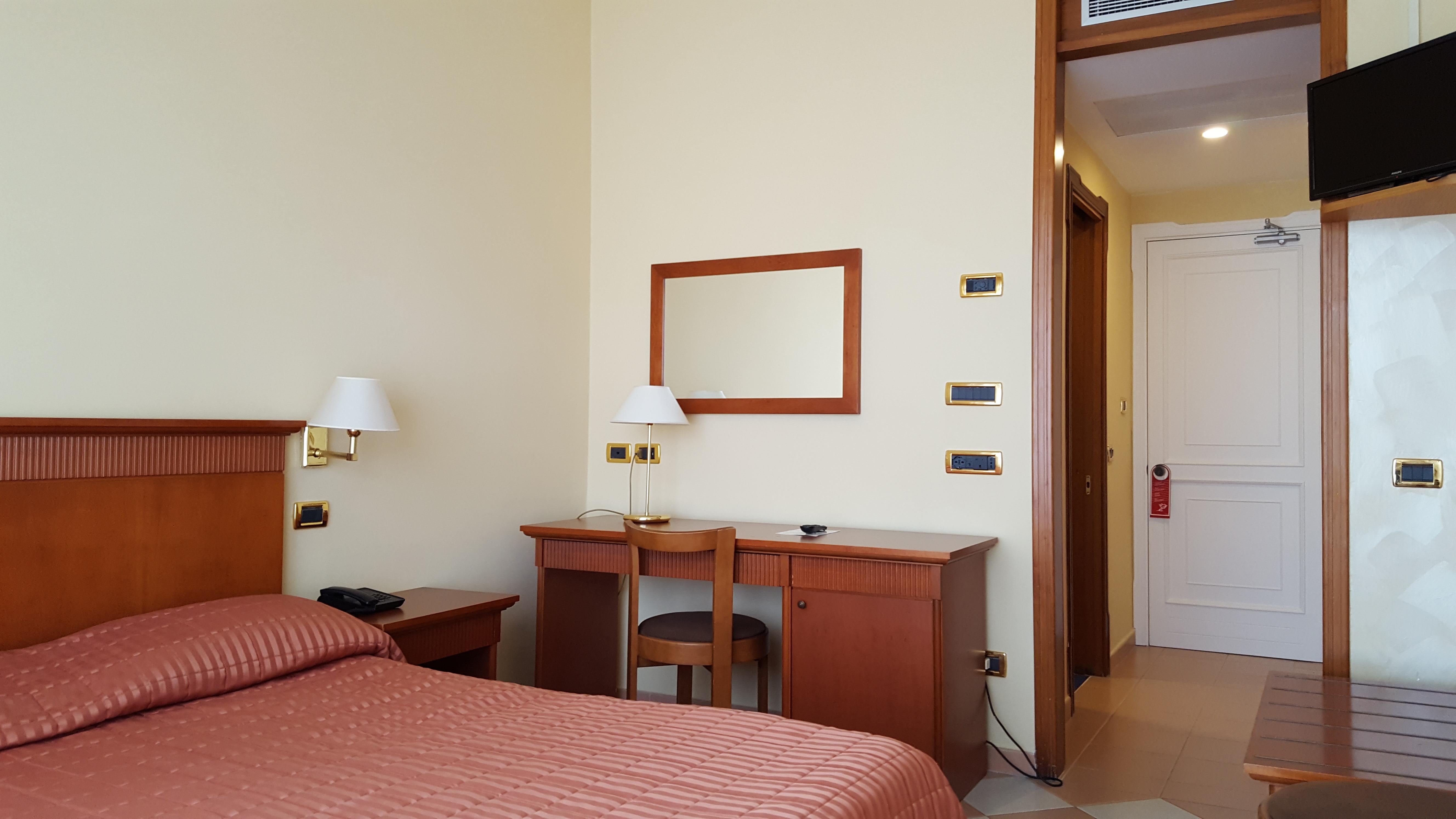 Grand Hotel Moon Valley Vico Equense Esterno foto