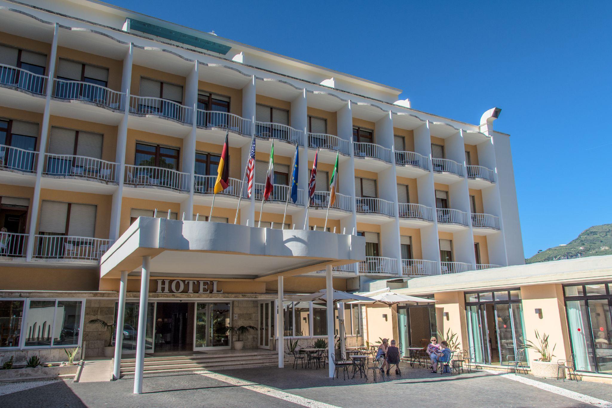 Grand Hotel Moon Valley Vico Equense Esterno foto