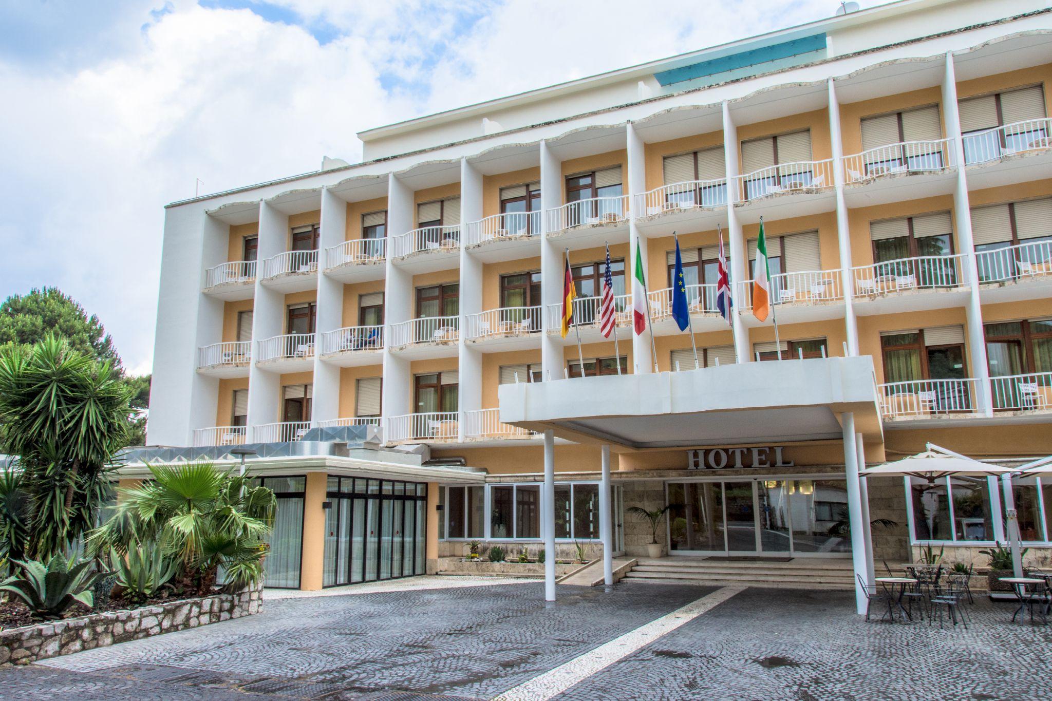 Grand Hotel Moon Valley Vico Equense Esterno foto