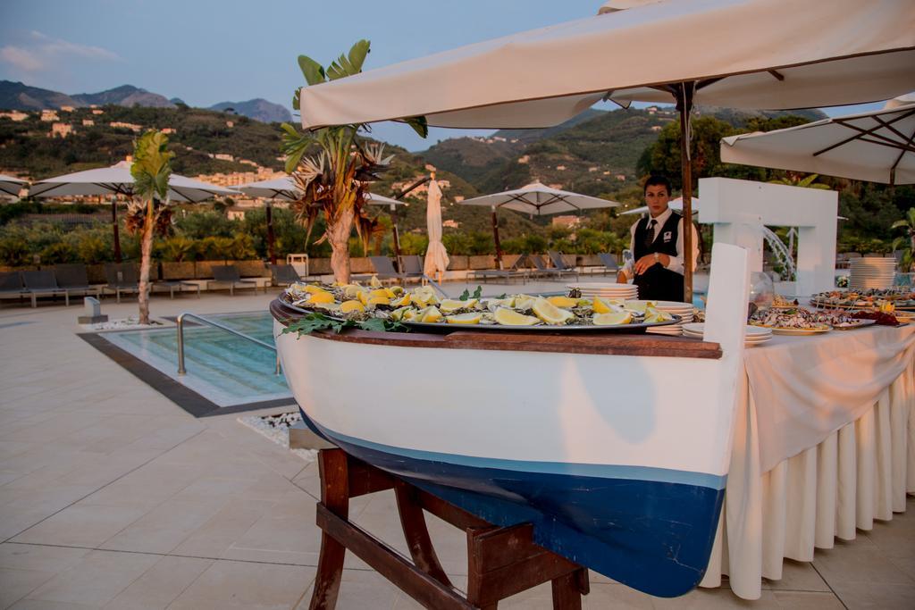 Grand Hotel Moon Valley Vico Equense Esterno foto